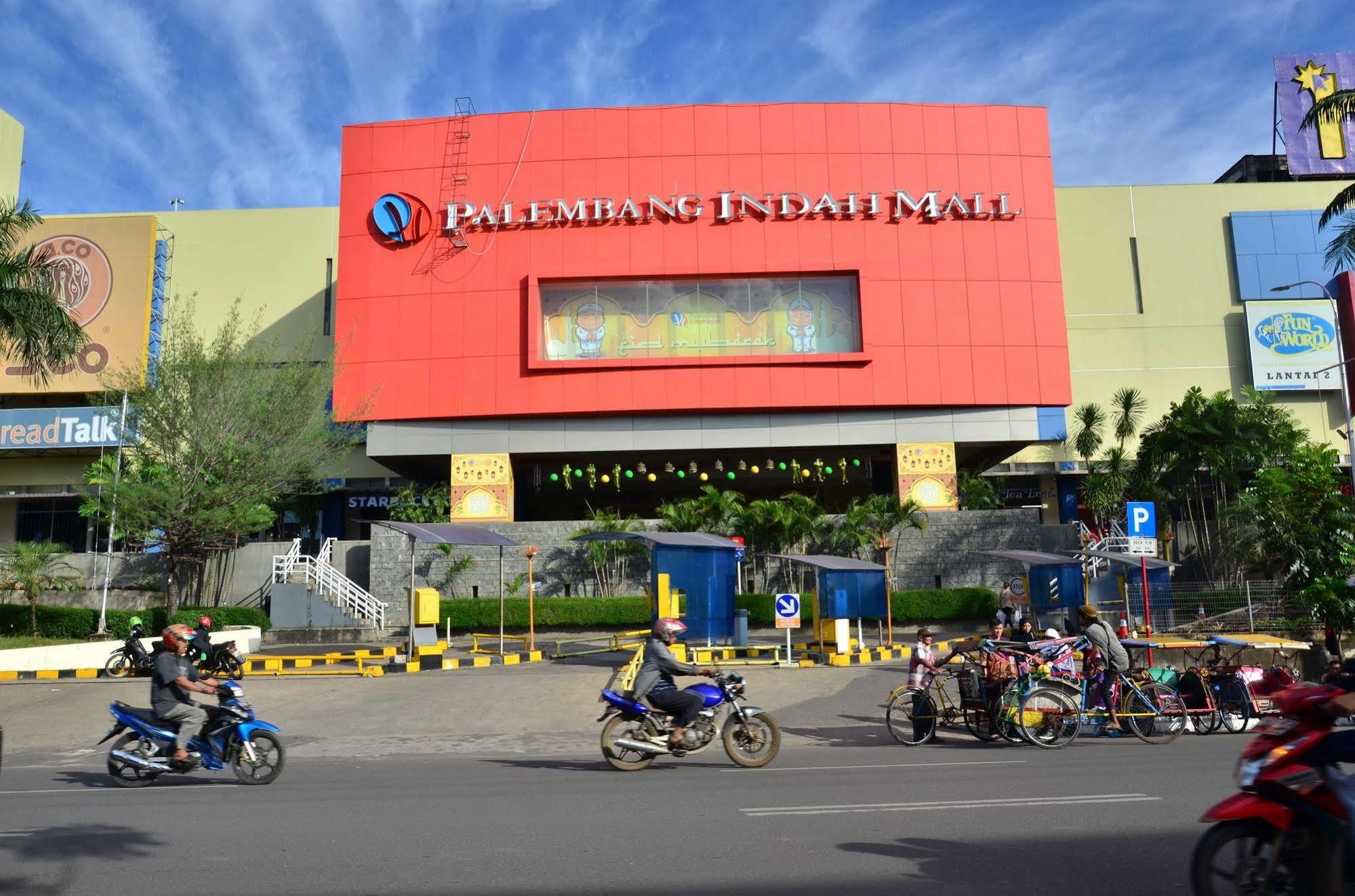 โรงแรมเอมีลา บาย อะแมสซิ่ง ปาเลมบัง ภายนอก รูปภาพ